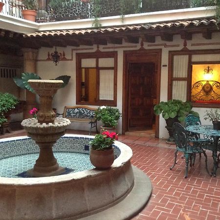 Hotel Los Escudos Pátzcuaro Extérieur photo