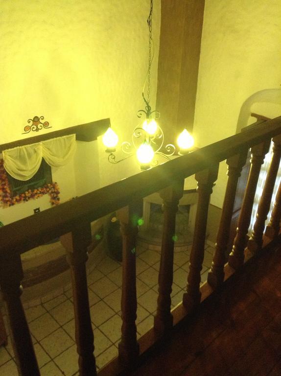 Hotel Los Escudos Pátzcuaro Extérieur photo