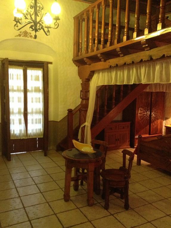 Hotel Los Escudos Pátzcuaro Extérieur photo